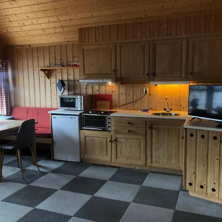Fjordglott Camping/hytter Lodge